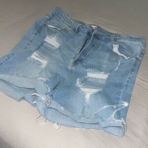 Distressed denim shorts- size 1XL